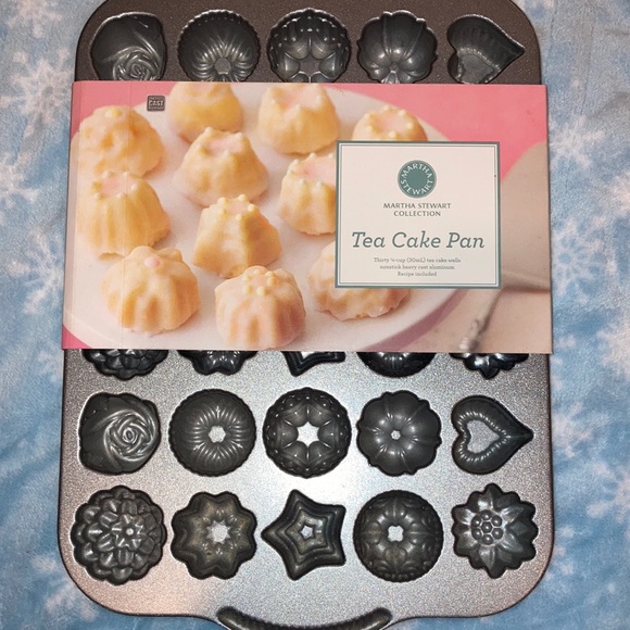 Nordic Ware Kitchen Nordicware Bundt Tea Cake And Candies Pan Nwt Heavy Cast Aluminum Poshmark